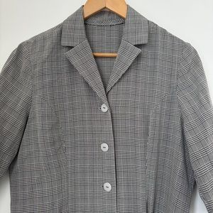 VINTAGE plaid black and white button up shirt with removable shoulder pad